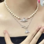 Vivienne Westwood Lucrece 水晶鑲嵌鑽設計別針項鍊